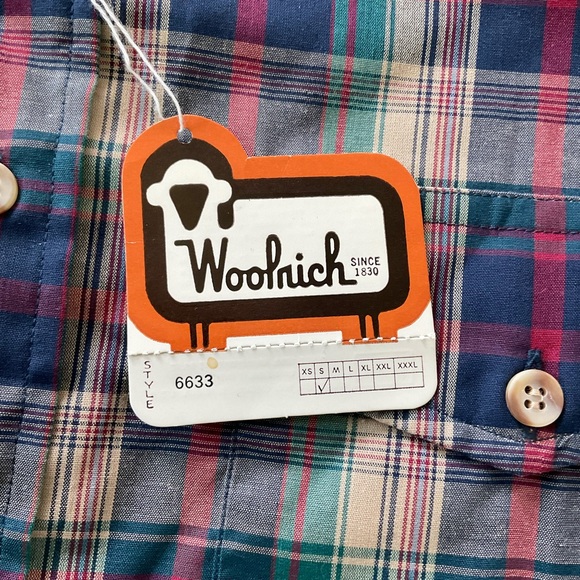 NWT VTG Woolrich Long Sleeve Button Up Shirt
6633
Men's SMALL
Navy Tan Red Plaid - Picture 5 of 10